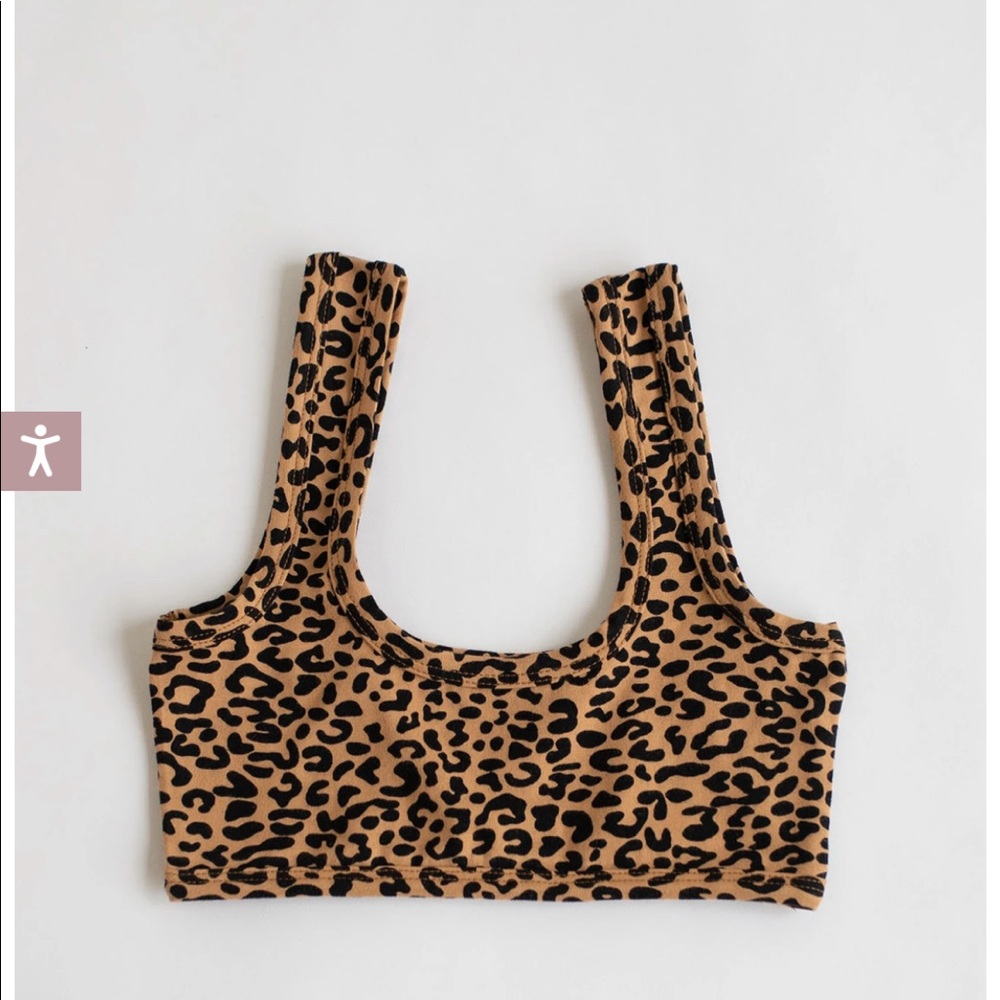 ARQ Wide Strap Bra. Medium leopard
